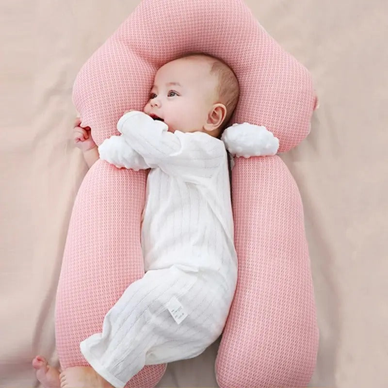 Comfortabel ergonomisch kussen, ideaal voor veilige slaap en ondersteuning van pasgeboren baby's.