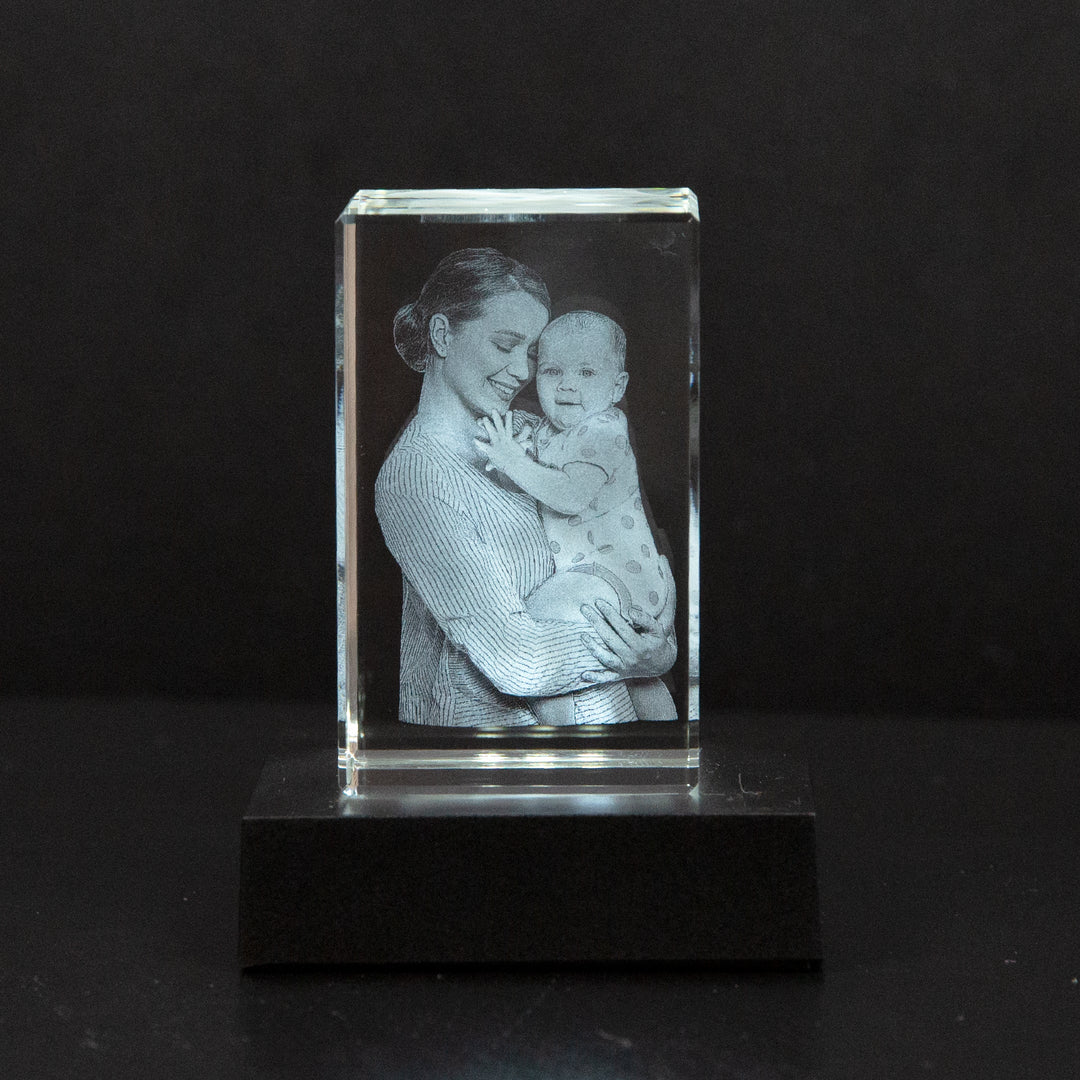 Luxueus gepersonaliseerd 3D fotokristal, een unieke manier om herinneringen vast te leggen.