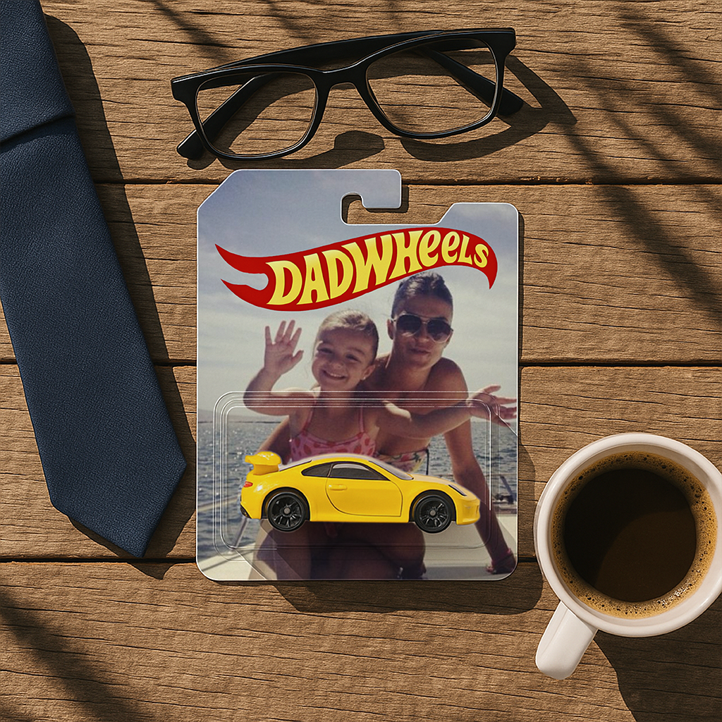 Verjaardagscadeau: gepersonaliseerde doos met foto voor speelgoedauto, origineel en uniek.