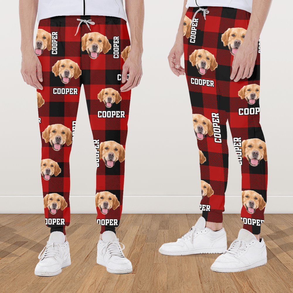 Comfortabele joggingbroek met gepersonaliseerde hondenfoto. Perfect cadeau voor dierenliefhebbers. Unisex sweatpants.