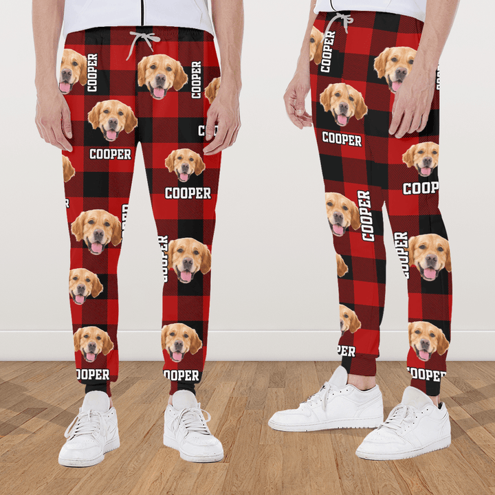 Comfortabele joggingbroek met gepersonaliseerde hondenfoto. Perfect cadeau voor dierenliefhebbers. Unisex sweatpants.