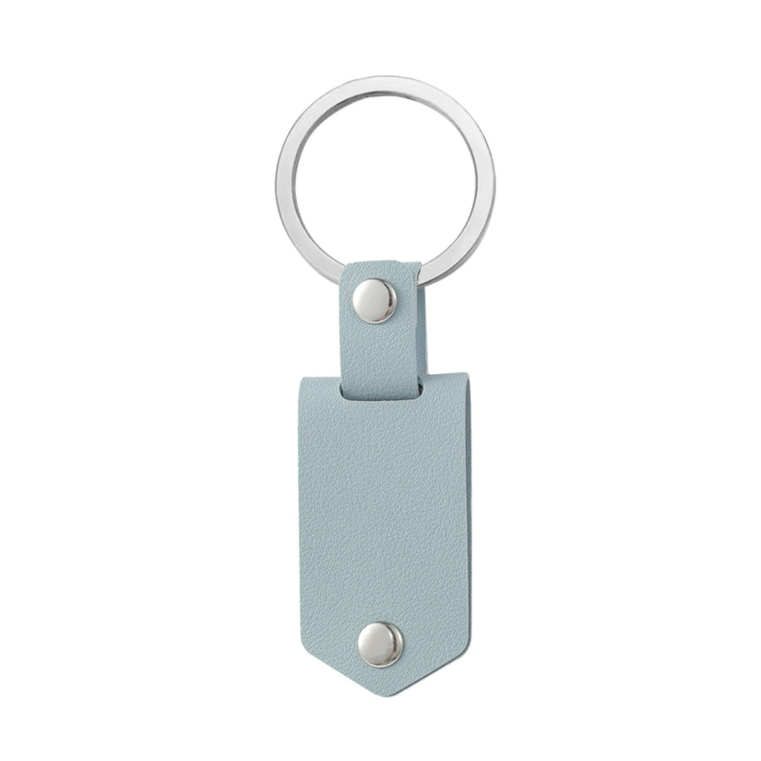 Exclusieve gepersonaliseerde leren sleutelhanger, het perfecte Valentijnsdag cadeau voor geliefde koppels.