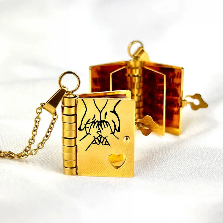Tijdloze unisex ketting met gepersonaliseerd boekje, ideaal als jubileum of verjaardagscadeau.