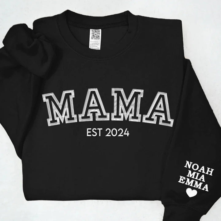 Gepersonaliseerde trui met namen, ideaal als Moederdag cadeau.