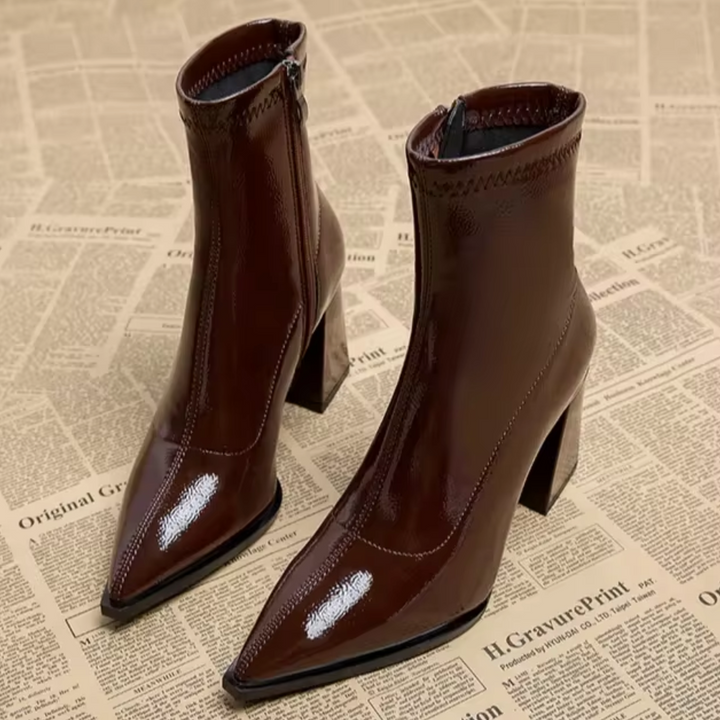 Luxe glanzende dames laarzen met blokhak, een must-have voor winterfashion.
