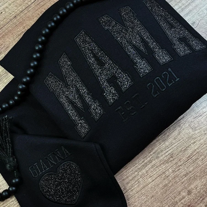 Liefdevol Moederdag cadeau: GlowMama hoodie met namen van kinderen