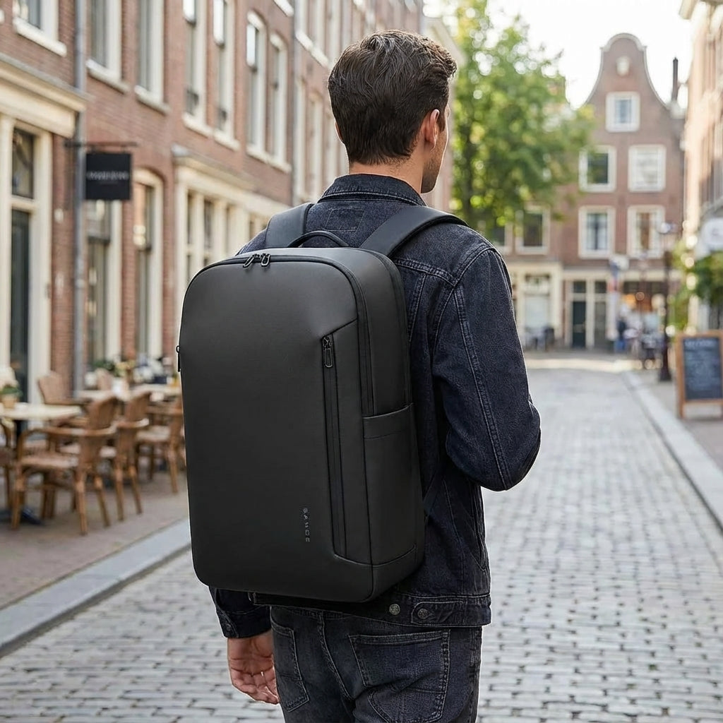 Grijs Transitex reisrugzak, laptopvriendelijk, waterdicht, ideaal voor georganiseerde reizen en dagelijks gebruik.