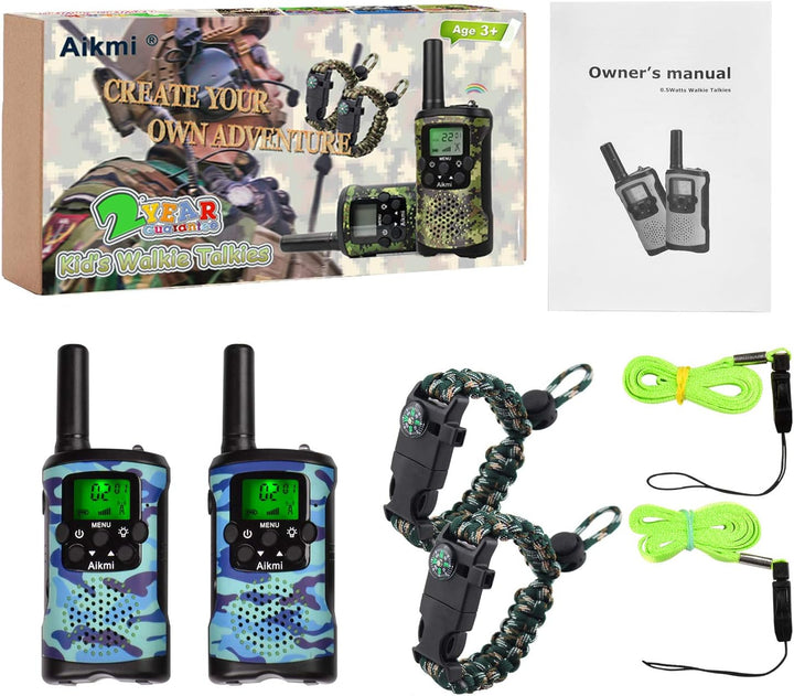 "Groene camo walkie talkies voor kinderen, 22 kanalen, 5 km bereik, ideaal voor avontuurlijke spelletjes buiten."