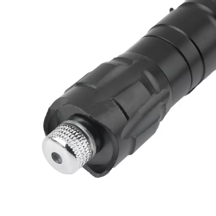 Oplaadbare groene laser voor precisie, hoge zichtbaarheid voor presentaties, wandelen & astronomie.
