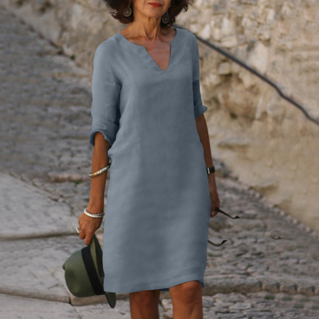 Kleurrijke groene zomerjurk dames. Geeft een frisse look voor warme, zonnige dagen.