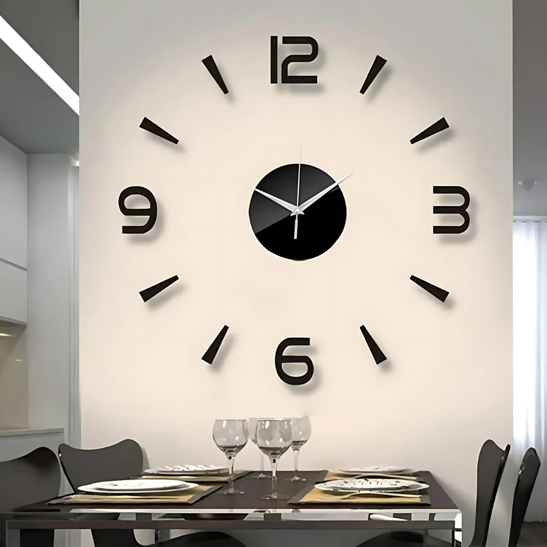 "Grote moderne zwarte wandklok met elegant, minimalistisch design, ideaal voor stijlvolle en tijdloze woonkamerinrichting."