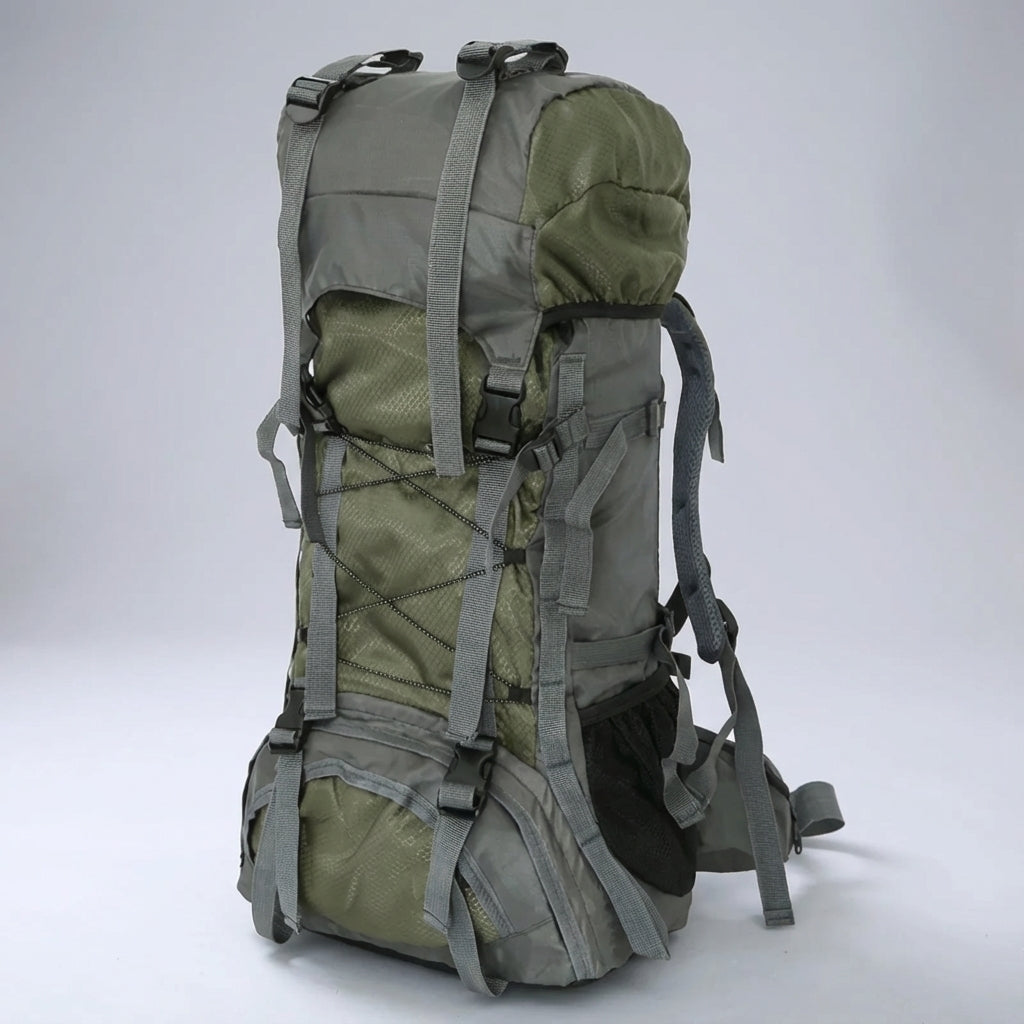 Grote Pathward rugzak, ontworpen voor comfort tijdens lange wandelingen en kampeeruitjes; unisex model.
