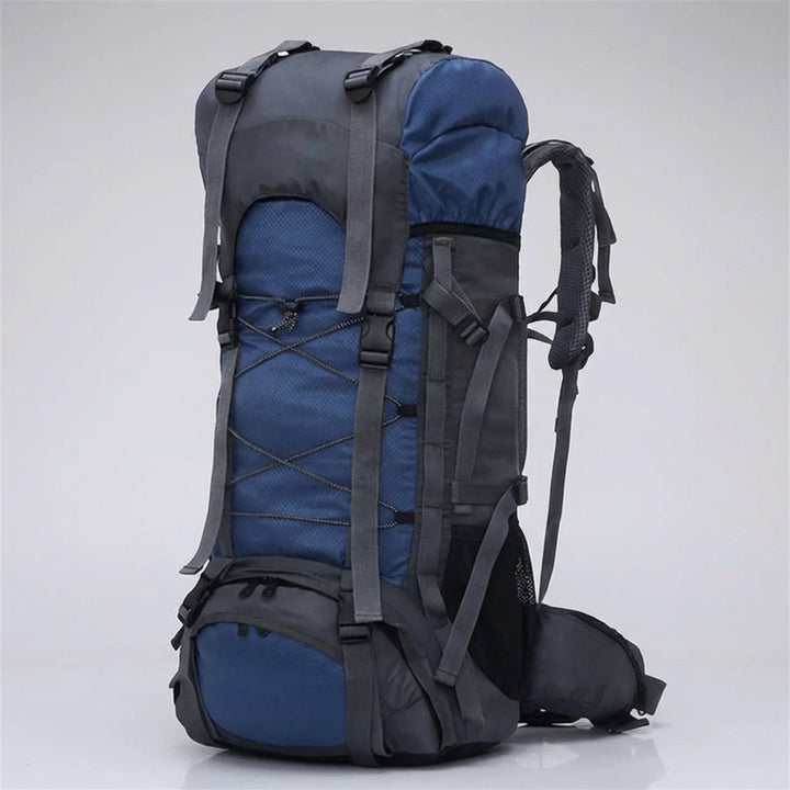 Unisex trekking backpack, ideaal voor lange wandelingen en kampeerreizen; duurzame waterafstotende stof.