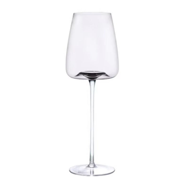 "Handgemaakt kristallen wijnglas, elegant ontwerp, glanzende helderheid, perfect voor stijlvolle tafeldecoratie."