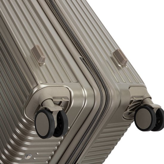 Compacte hardshell koffer Mykonos met soepele 360°-wielen, TSA-slot en slimme reisfeatures.