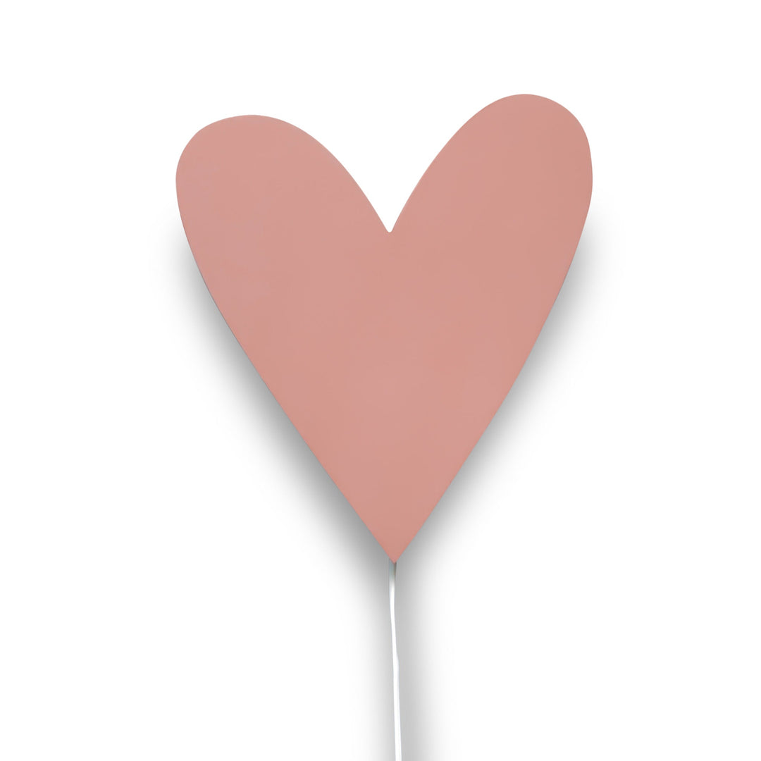 "Hartvormige houten wandlamp terra roze, ideaal voor kinderkamers, MDF materiaal, 27,5x31 cm, trendy en charmant design."