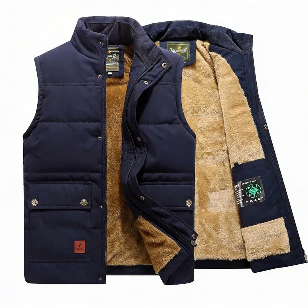 Heren bodywarmer met warme fleece voering en staande kraag, ideaal voor winterse casual look.