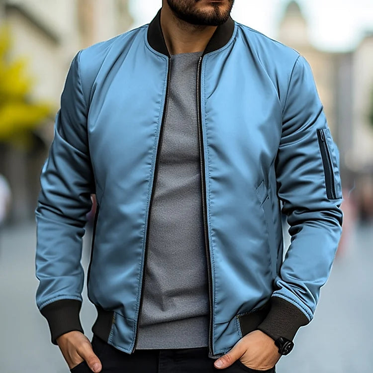 Stijlvol heren bomberjack in pilotenstijl, een must-have voor een trendy en comfortabele outfit.