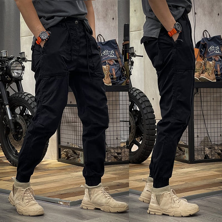 Donkerblauwe heren cargobroek met rechte pijp, veelzijdig en stijlvol voor lente- en zomer casual kleding.