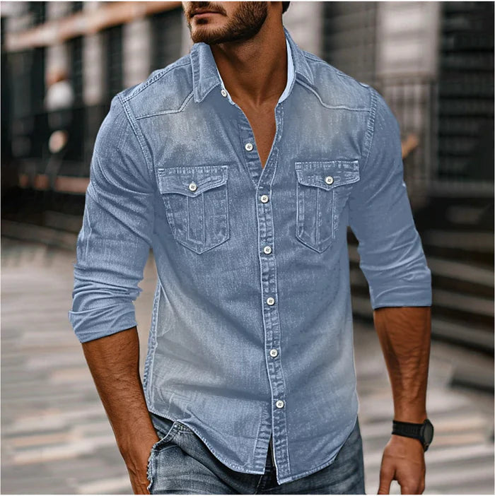 Stijlvolle slim fit heren spijkerblouse van denim, met comfortabele casual pasvorm en authentieke western details.