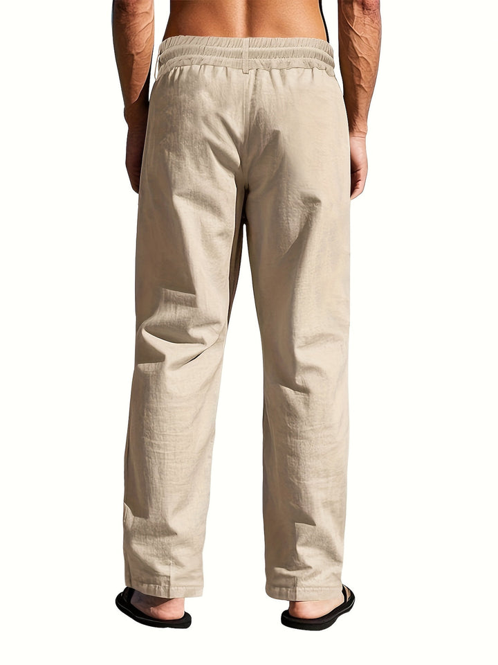 Basic heren broek met trekkoord en rechte pijpen, comfortabel en veelzijdig voor elke casual of zomerse gelegenheid.