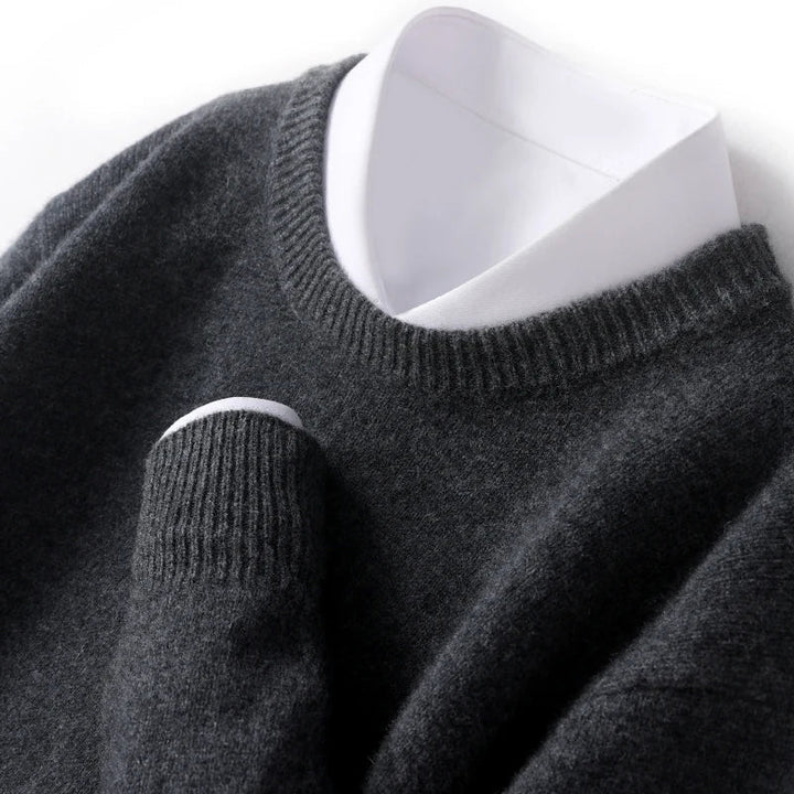 Zachte heren crewneck sweater, hoge kwaliteit, biedt comfort en duurzaamheid.