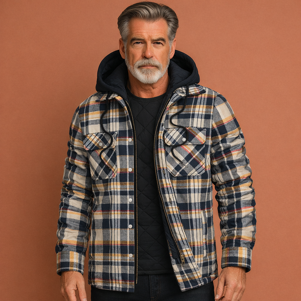 Casual heren overgangsjas in geruit design met capuchon. Geschikt voor de koelere dagen in herfst/winter.