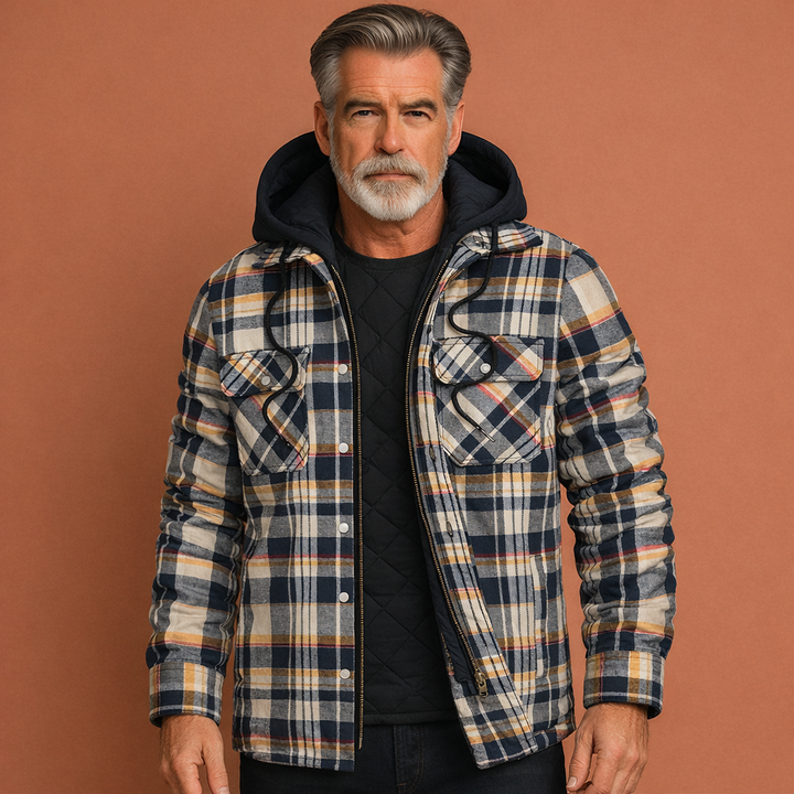 Casual heren overgangsjas in geruit design met capuchon. Geschikt voor de koelere dagen in herfst/winter.