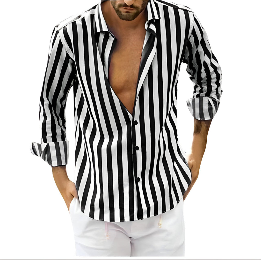 Trendy gestreept heren overhemd, ideaal voor zomerse dagen en vakantie strandkleding.