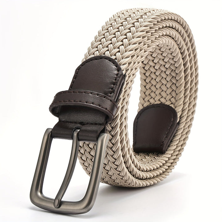 Elastische gevlochten herenriem met moderne vierkante gesp. Perfecte rekbare riem voor dagelijks gebruik.
