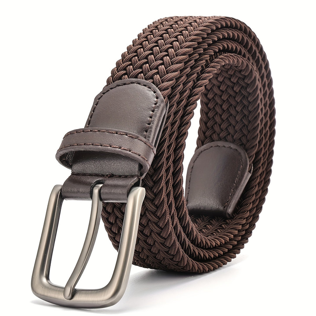 Hoogwaardige gevlochten herenriem met elastische pasvorm en stevige vierkante gesp. Comfort en stijl.