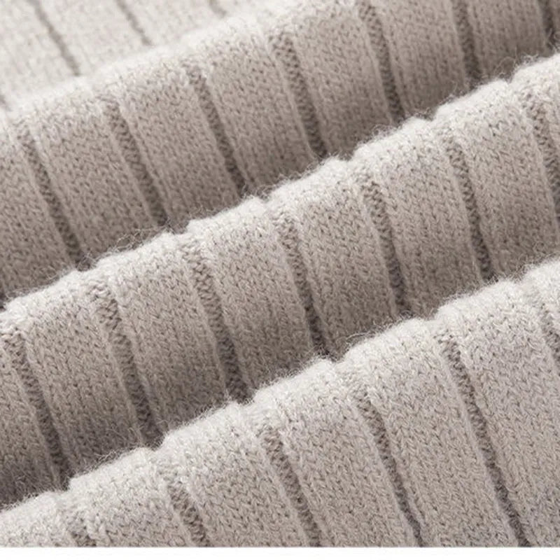 Heren half-zip sweater met opstaande kraag, comfortabel en modieus voor winterse dagen.