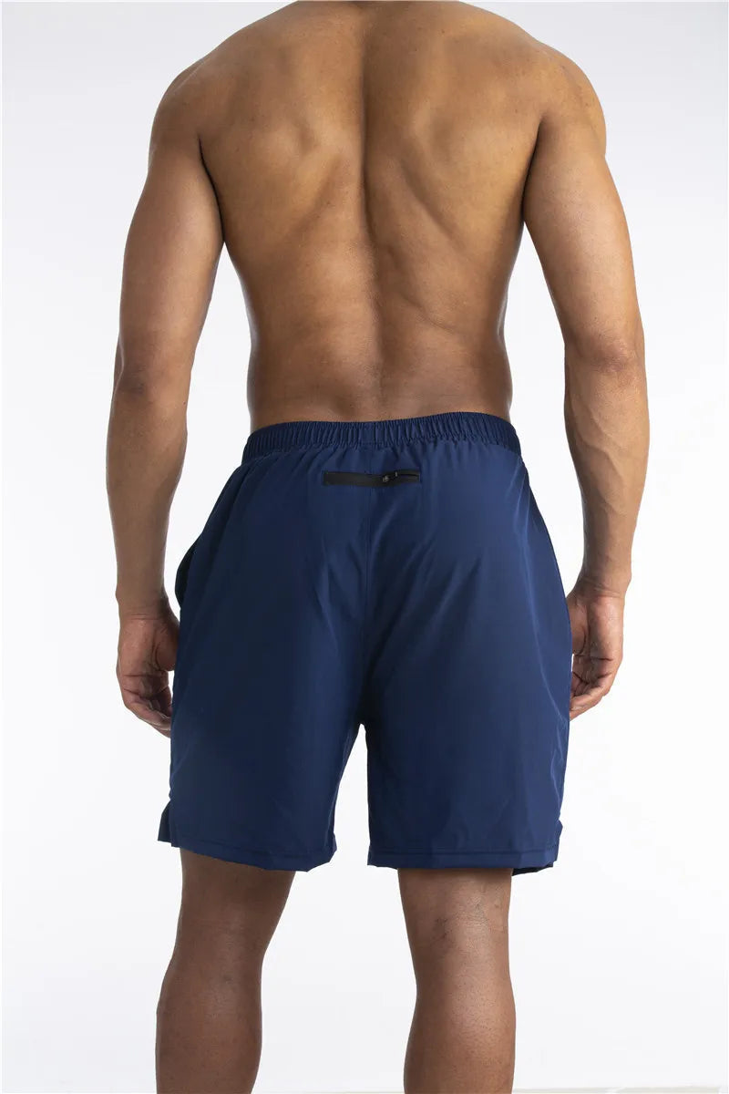 Detail van telefoonzak en ingebouwde liner in heren performance hardloopshorts, voor veilige opslag en support.