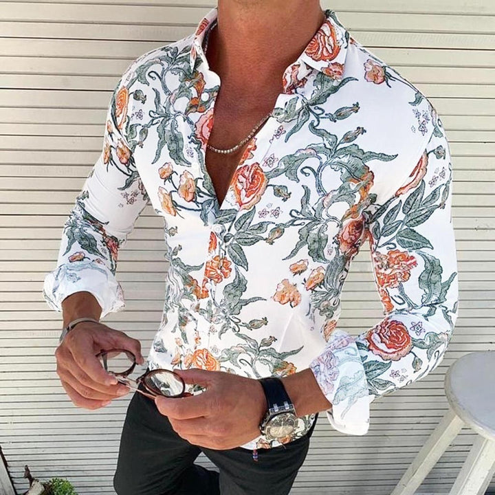 Casual bloemenhemd voor heren, lange mouwen, met opvallende bloemenprint. Comfortabele zomerstijl.
