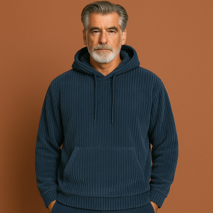Bruine heren hoodie, ideaal voor streetwear en herfst outfits. Comfortabel met veelzijdige relaxte pasvorm.