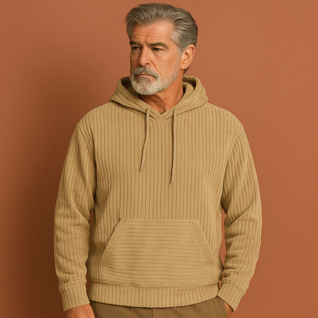 Blauwe stijlvolle heren hoodie met comfortabele pasvorm. Essentieel voor casual mode en veelzijdige herfst/winter outfits.