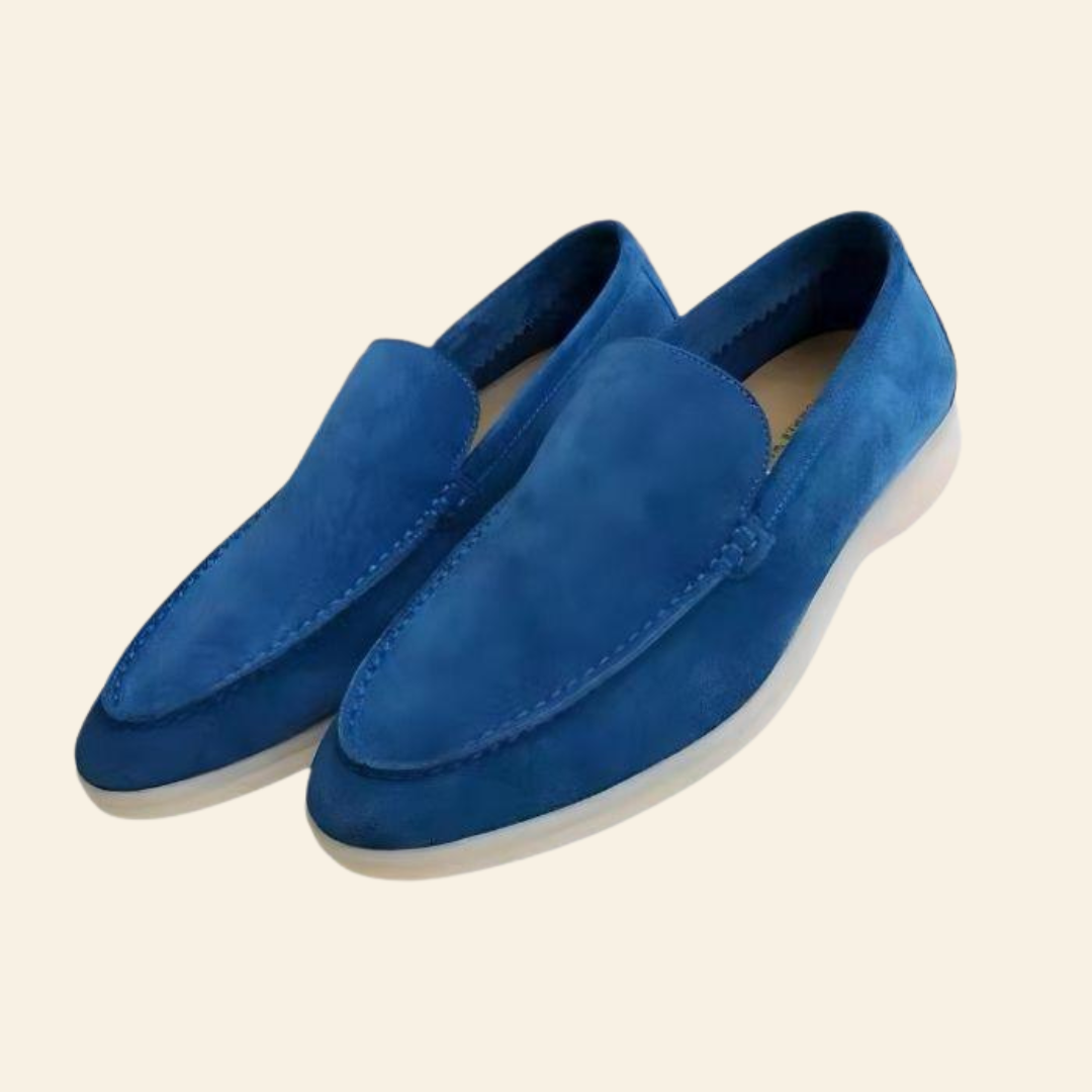Gedetailleerde heren instapschoenen, toont stiksels van hoogwaardige, comfortabele en elegante loafers.