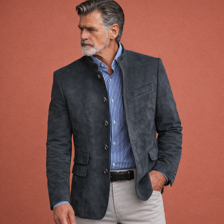 Mannenmode: klassieke heren blazer met opstaande kraag, perfect voor een stijlvolle en nette look.