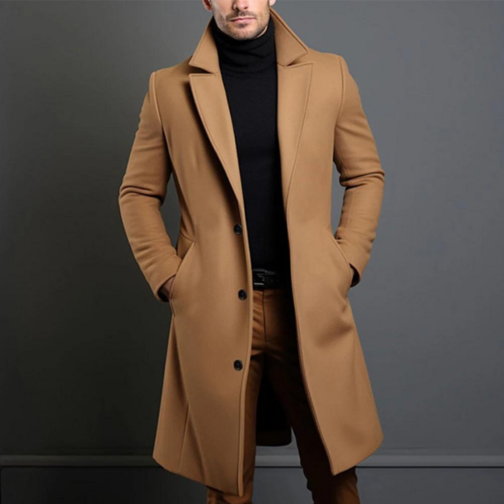 Tijdloze heren trenchcoat, elegant en veelzijdig voor zowel formele als casual winter outfits.