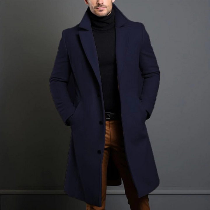 Modieuze lange heren trenchcoat, ideale bovenkleding voor een warme en elegante winter look.