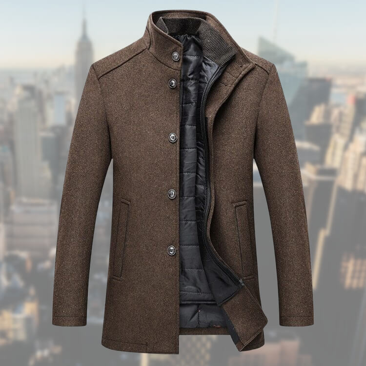 Heren mantel met gilet in bruin, perfect voor een stijlvolle herfst of winter look. Klassieke overjas mode.
