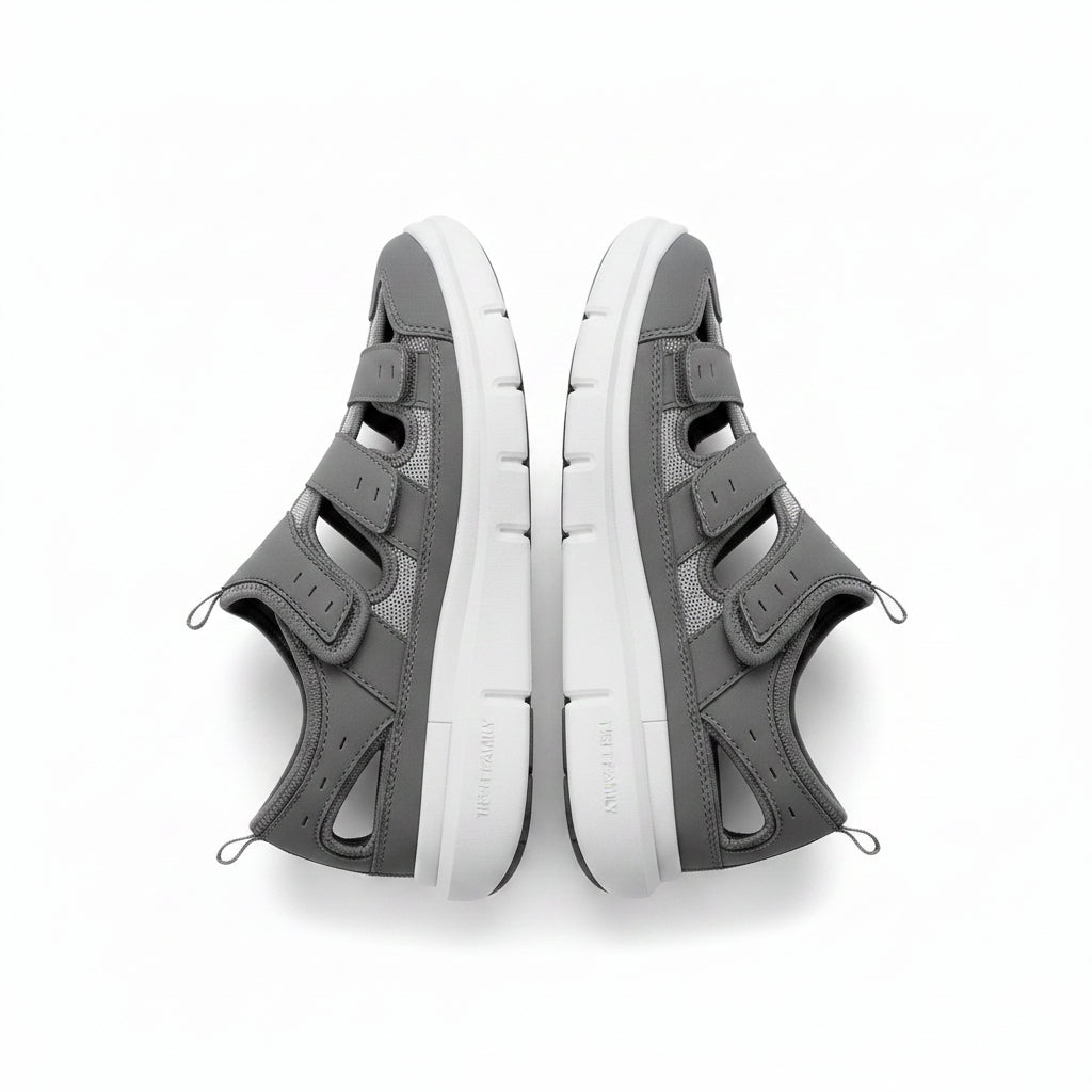Zwarte orthopedische sneaker Jens met antislipzool voor stabiliteit en ondersteuning bij hielspoor en dagelijks gebruik.