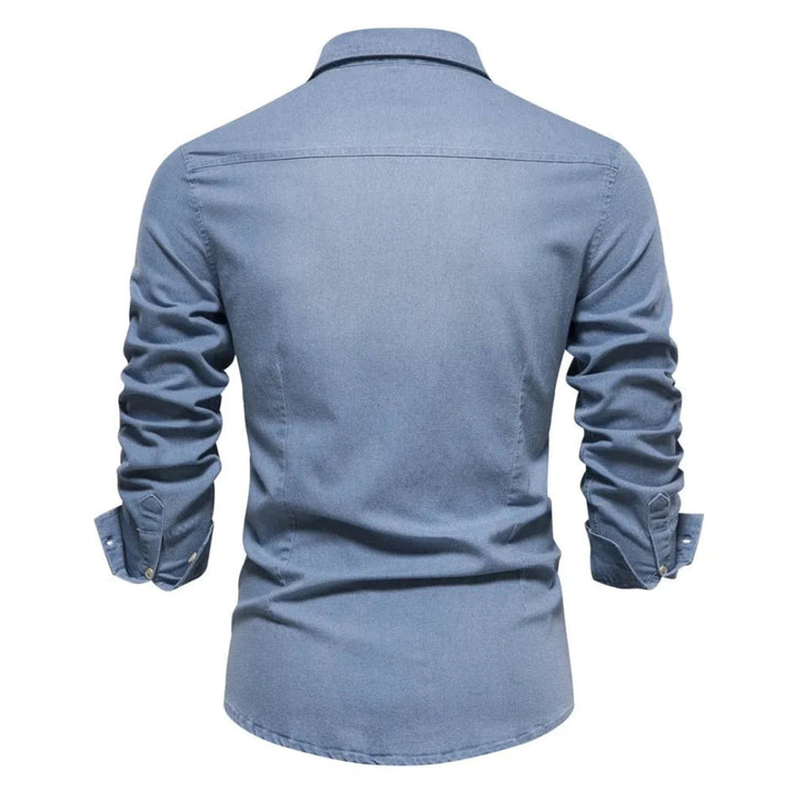 Essentieel heren overhemd met lange mouwen en knoopsluiting. Perfecte mannenmode voor elke gelegenheid en stijl.