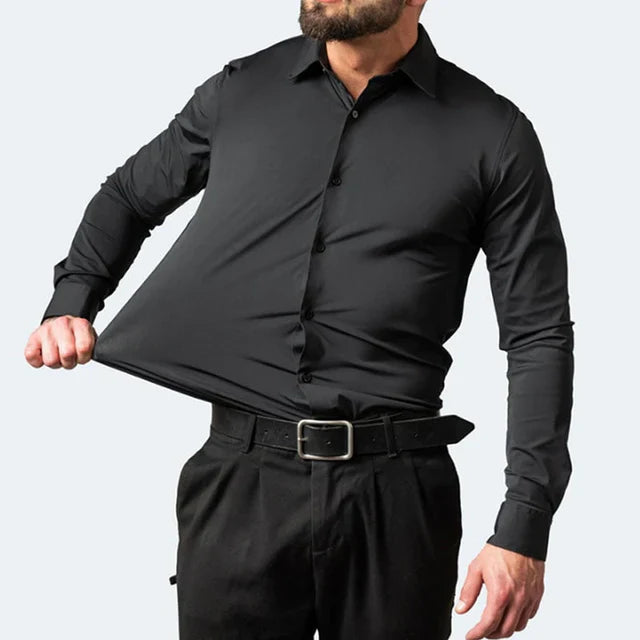 Slim fit heren overhemd met lange mouwen, gemaakt van ademende stretchstof voor optimaal comfort.