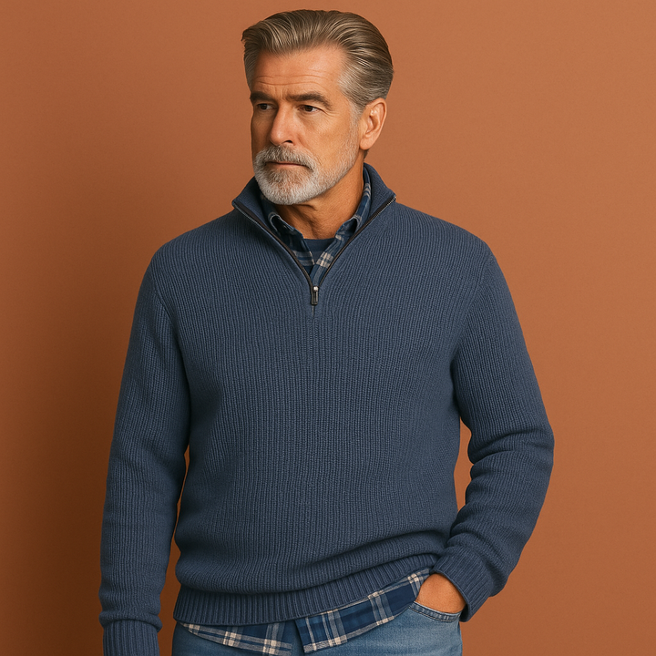 Detail van zachte, comfortabele stof van een stijlvolle heren oversized trui.