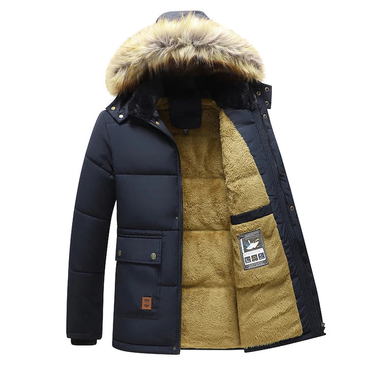 Heren parka waterafstotend, warm en gevoerd, met capuchon. Perfecte winterjas voor koud weer.