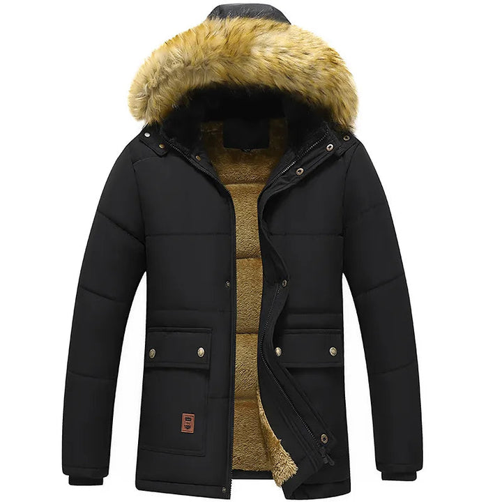 Casual heren parka winterjas met capuchon en warme voering. Waterafstotend voor herenkleding in koud weer.