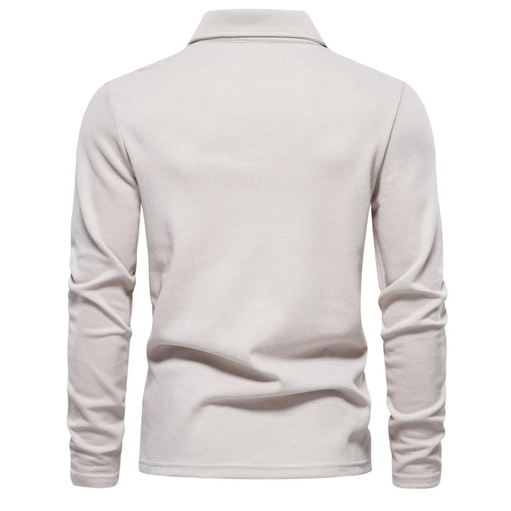 Comfortabel heren poloshirt met lange mouwen en elegante polokraag, perfect voor mannenmode.