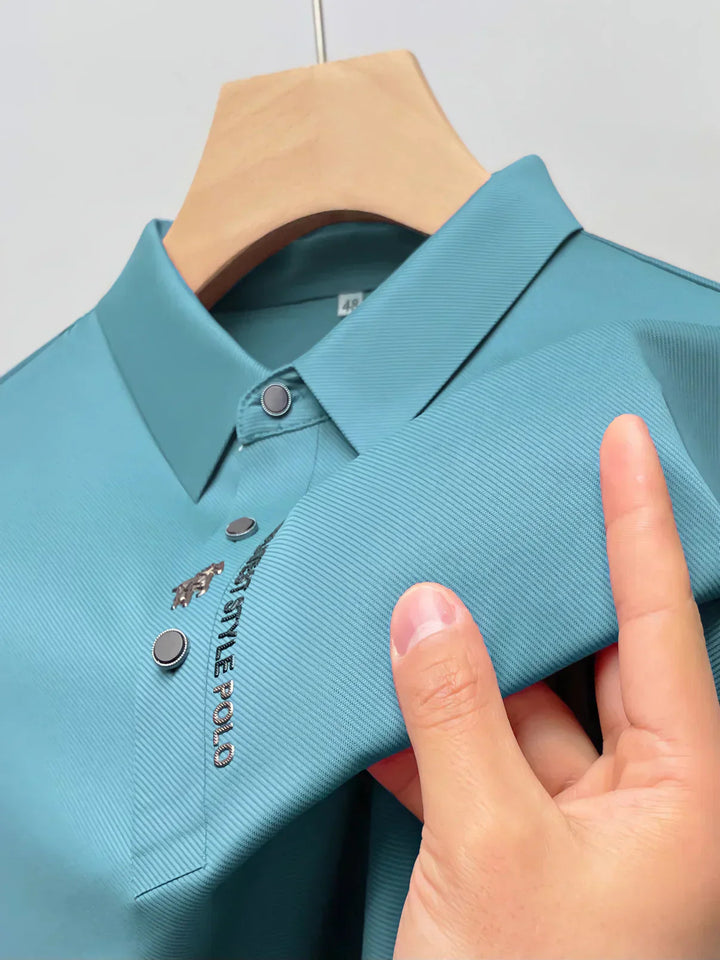 Lente/zomer heren poloshirt, comfortabel en modieus. Strijkvrij voor zorgeloos genieten van de dag.