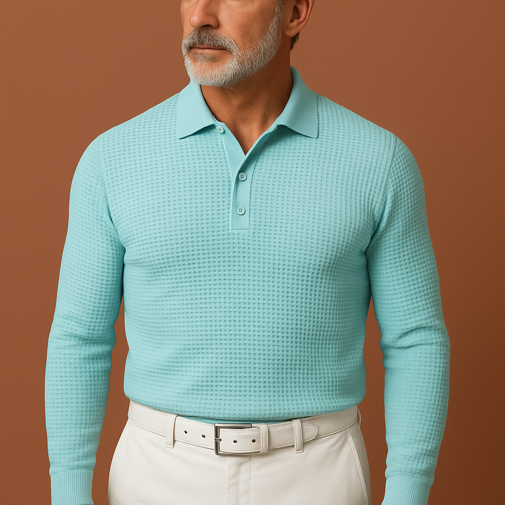 Donkerblauwe heren polotrui, comfortabel en modieus voor ontspannen dagen of dagelijkse casual outfits.